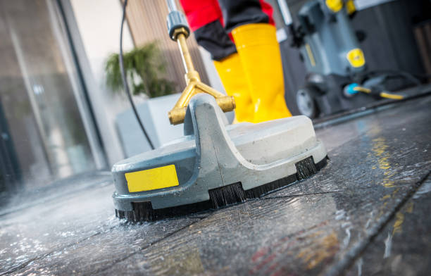 Best Sidewalk Pressure Washing  in Darien, WI